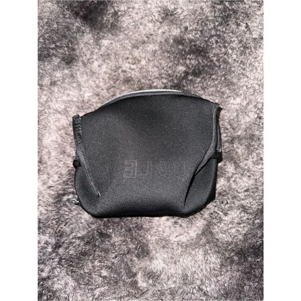 BaubleBar Heather Gray Neoprene Take It Away Storage Pouch Travel Cosmetic Bag